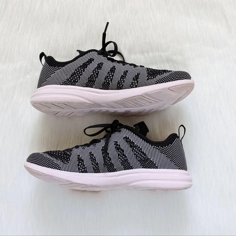 APL Techloom Pro Sneakers In Black / Bleached Pink Size 8.5 - Picture 6 of 16